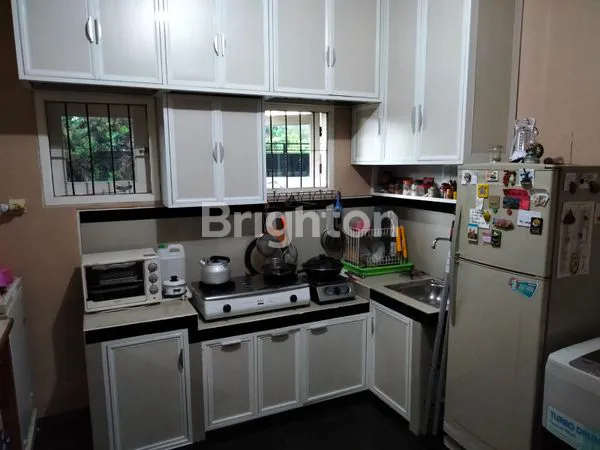 image RUMAH STRATEGIS BERSIH TERAWAT SIAP HUNI (7)