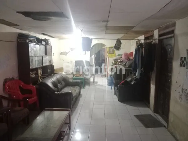 image RUMAH JELAMBAR (4)