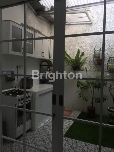 image RUMAH CANTIK  SIAP HUNI LOKASI STRATEGIS BEBAS BANJIR  HARGA DIBAWAH PASARAN!!! (4)