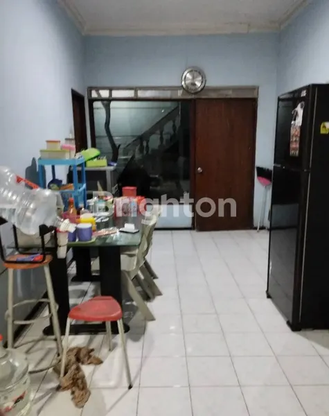 image RUMAH SUKOMANUNGGAL JAYA SURABAYA (7)