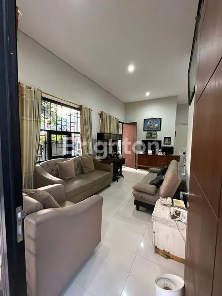 image RUMAH + TOKO DAERAH WIGUNA (3)