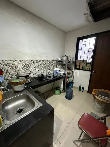 image RUMAH + TOKO DAERAH WIGUNA (6)