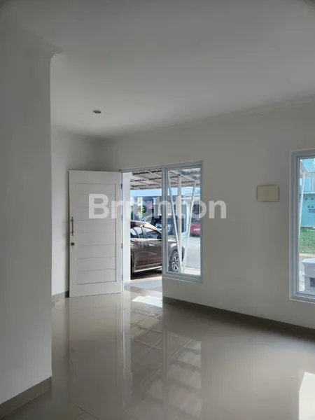 image SIAP HUNI 2 LANTAI DI LEGENDA WISATA CIBUBUR (8)