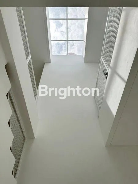 image RUMAH MODERN 2 LANTAI DI MERUYA - DEKAT TOL KEBUN JERUK (8)