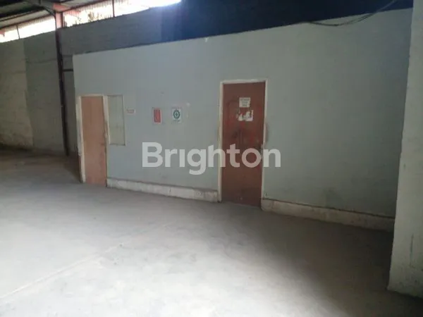 image GUDANG 1700M² DEKAT TJ. PRIOK, BISA DIAKSES KONTAINER 40FEET (5)