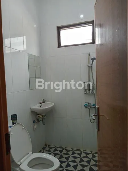 image RUMAH CLUSTER BARU SEMI FURNISHED KOMPLIT KITCHEN SET DAN WARDROP (7)