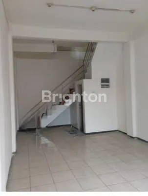 image SEWA RUKO DINOYO 3 LANTAI (7)