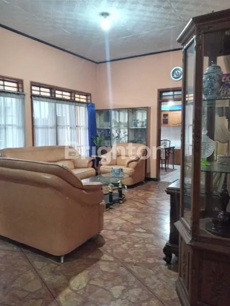 image HOME STAY 2 LANTAI FULL FURNITURE DI JOMBANG  (2)