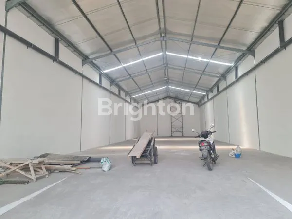 image GUDANG BARU RENOVASI MARGOMULYO PERMAI SURABAYA (8)