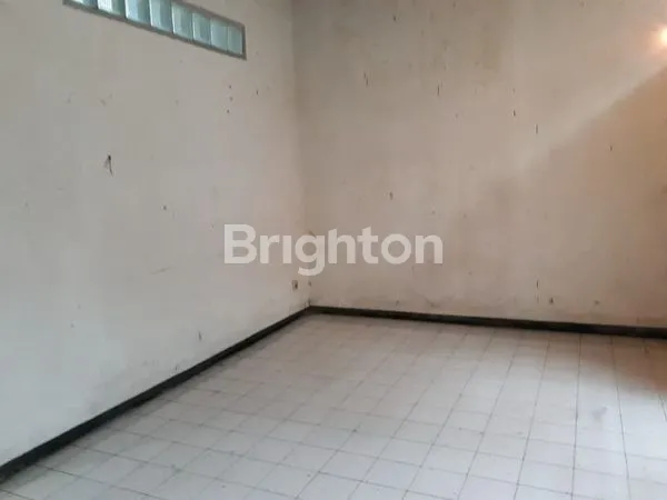 image DIJUAL RUMAH DI SURABAYA UTARA (3)
