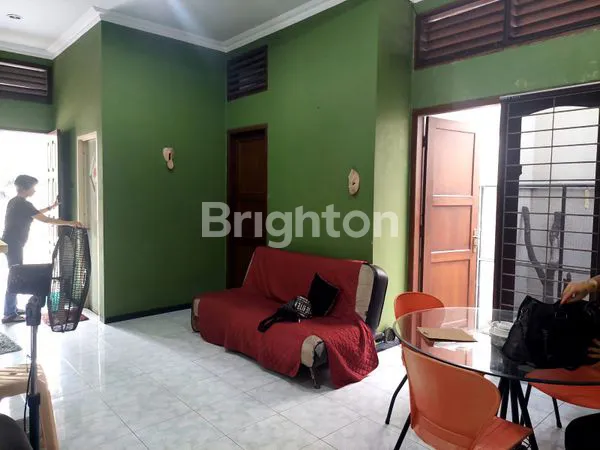 image RUMAH HOOK 2 LANTAI FURNISH (1)