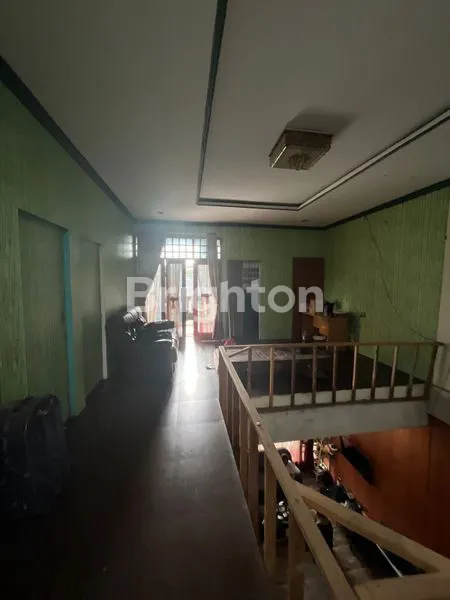 image RUMAH BAGUS DIJUAL CEPAT 3 LANTAI DI JATI ASIH BEKASI (8)