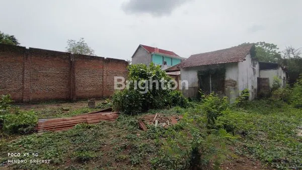 image TANAH LEBAR 15M DI AREA KOLAK JALAN PROVINSI KEDIRI TULUNGAGUNG KAB KEDIRI (3)