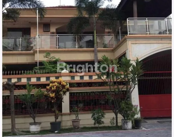 image RUMAH MEWAH DI MANYAR KERTOADI  (2)