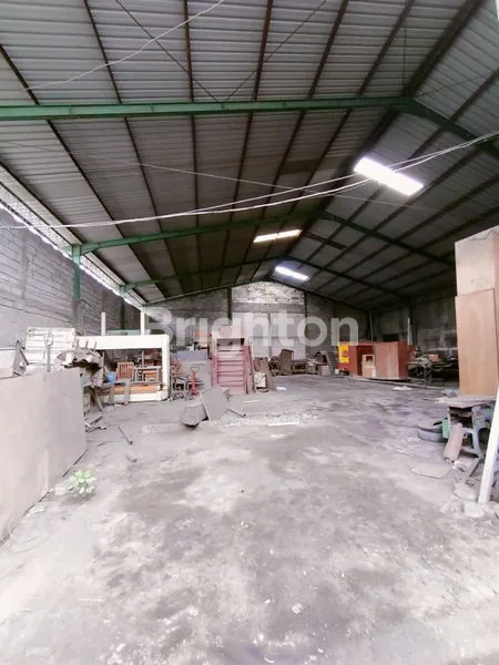 image GUDANG AREA INDUSTRI GUNUNG ANYAR TAMBAK (1)