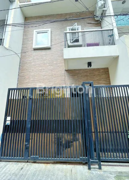 image RUMAH BEBAS BANJIR 3 LANTAI TANJUNG DUREN  (3)