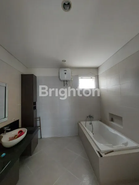 image SUPER MURAH - RUMAH SIAP HUNI ROYAL RESIDENCE ROW JALAN 4 MOBIL LONGGAR (2)