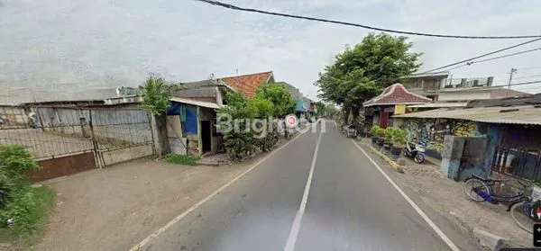image RUMAH KUNO PINGGIR JALAN POROS PASURUAN (2)
