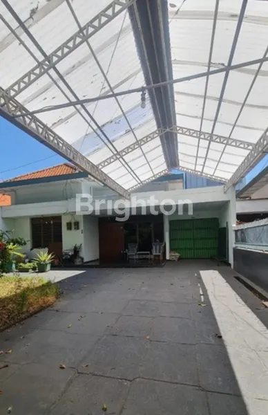 image RUMAH PUSAT KOTA BELAKANG GRAND CITY MALL, JALAN SLAMET GENTENG SURABAYA (5)