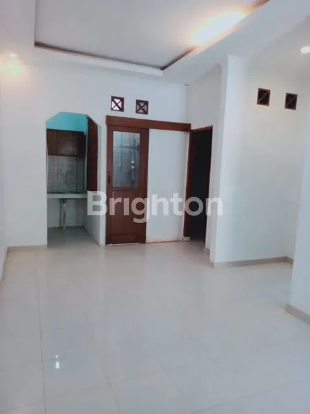 image RUMAH MINIMALIS DALAM KOMPLEKS LOKASI STRATEGIS DI DEPOK JAWA BARAT (5)