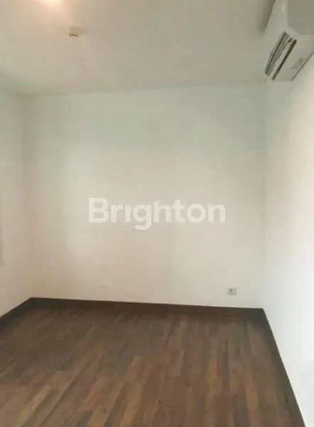 image APARTEMEN AKR GALLERY WEST 1 BR, SEBELAH RCTI, LANTAI TINGGI, UNFURNISHED, ADA AC (5)