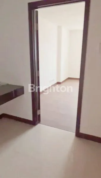 image APARTEMEN AKR GALLERY WEST 1 BR, SEBELAH RCTI, LANTAI TINGGI, UNFURNISHED, ADA AC (6)
