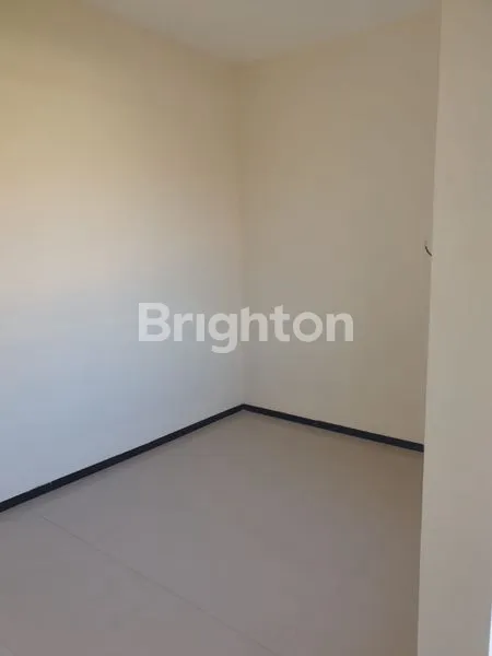 image RUMAH MINIMALIS PLAFON TINGGI GUNUNG ANYAR SANGAT DEKAT DENGAN MERR DAN OERR (5)