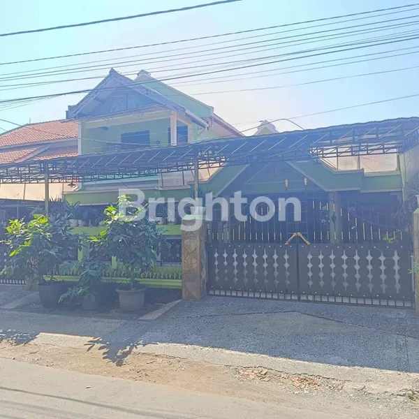 image RUMAH SECOND TERAWAT DI RUNGKUT, DEKAT MERR (1)
