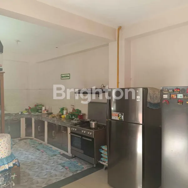 image RUMAH SECOND TERAWAT DI RUNGKUT, DEKAT MERR (5)