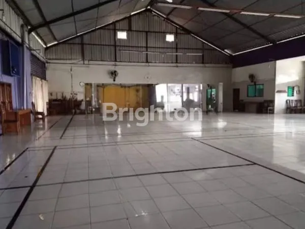 GUDANG NOL JALAN PASURUAN LANTAI KERAMIK