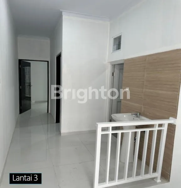 image RUMAH BARU TANJUNG DUREN 3 LT MINIMALIS LOKASI STRATEGIS BEBAS BANJIR READY 2 UNIT (7)