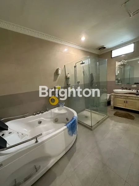 image RUMAH MEWAH MARGOREJO INDAH FULL FURNISH SIAP HUNI (3)