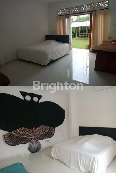 image RUMAH STYLE VILLA LUAS 4 ARE, ASRI DAN NYAMAN, LOKASI STRATEGIS LINGKUNGAN VILLA DI PEMARON, MUNGGU (2)