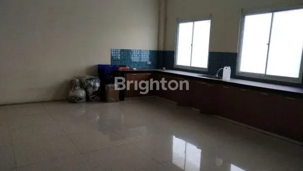 image PABRIK / GUDANG JALAN ISKANDAR MUDA SEWAN NEGLASARI TANGERANG DEKAT BANDARA SOEKARNO HATTA 4000M2 NEGO (3)