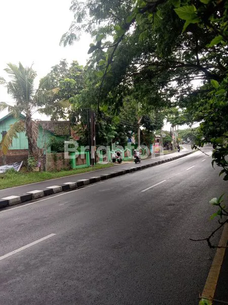 image TANAH KOSONG SELATAN UNIVERSITAS MUHAMMADIYAH YOGYAKARTA (UMY), PINGGIR RING ROAD SELATAN, KASIHAN YOGYAKARTA (4)
