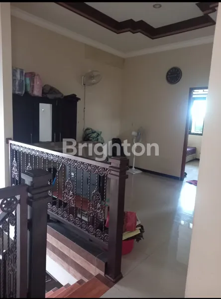 image  RUMAH 2 LANTAI CANTIK CIAMIK (6)