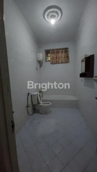 image RUMAH 2 LANTAI DI HARAPAN PERMAI ESTATE STRATEGIS TENGAH KOTA (3)