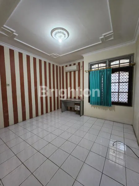 image RUMAH 2 LANTAI DI HARAPAN PERMAI ESTATE STRATEGIS TENGAH KOTA (4)