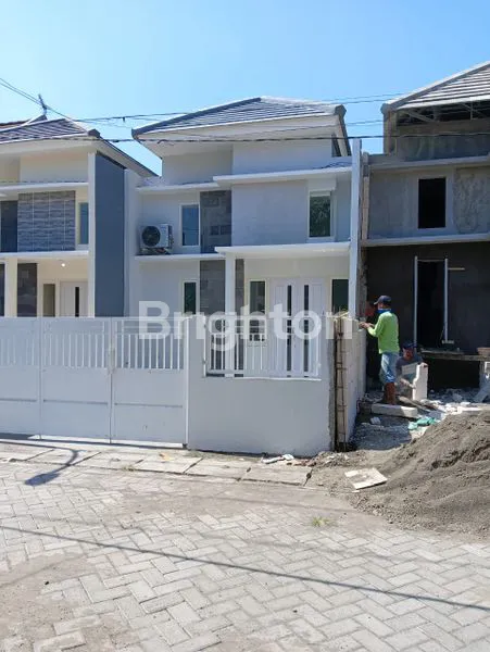 image RUMAH BARU 1 LT DI JL SEMAMPIR BARAT SURABAYA (1)
