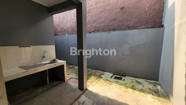 image RUMAH TERAWAT CLUSTER KOTA WISATA SUDAH RENOVASI  (7)