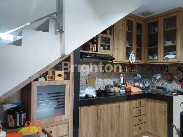 image RUMAH BARU DI RENOVASI DAN SIAP HUNI  (4)