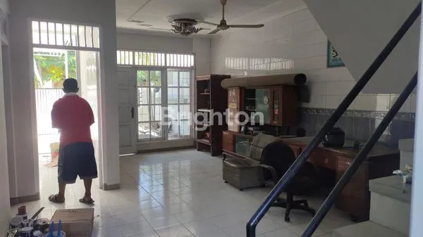 image RUMAH BARU RENOVASI MANAHAN PUSAT KOTA SOLO DEKAT DENGAN TOL NGEMPLAK (7)