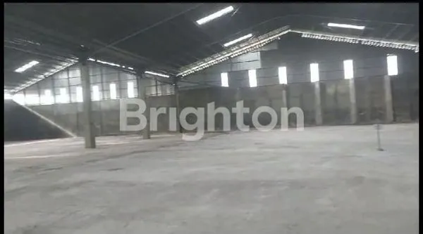 image GUDANG PREMIUM 4600M² DI MANYAR GRESIK - AKSES INDUSTRI STRATEGIS (1)