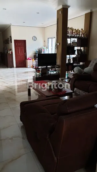 image RUMAH DURI KEPA JAKARTA BARAT DEKAT TANJUNG DUREN - 3 LANTAI & SIAP HUNI (8)