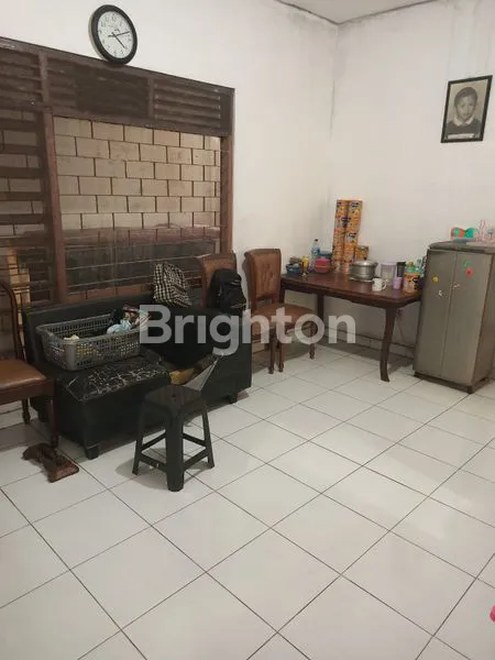 image RUMAH DI JUAL MURAH  SIAP HUNI LOKASI STRATEGIS DI KREO CILEDUG KOTA TANGERANG (4)