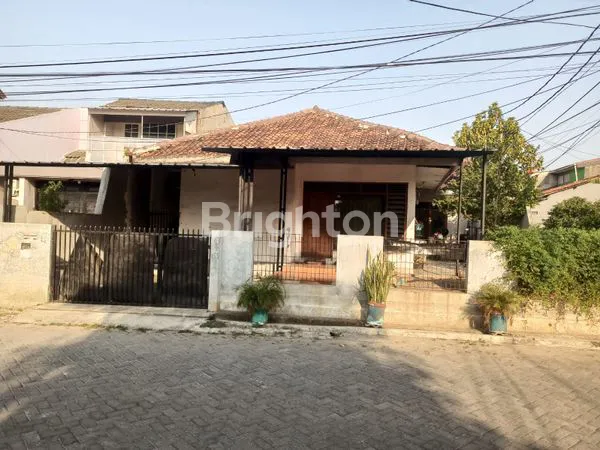 image RUMAH DI JUAL MURAH  SIAP HUNI LOKASI STRATEGIS DI KREO CILEDUG KOTA TANGERANG (1)