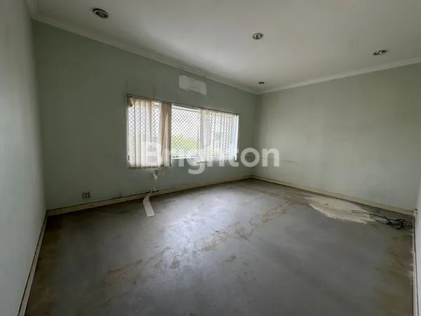 image RUKO DI SOLO SURAKARTA JALAN RAYA UTAMA YOS SUDARSO (3)