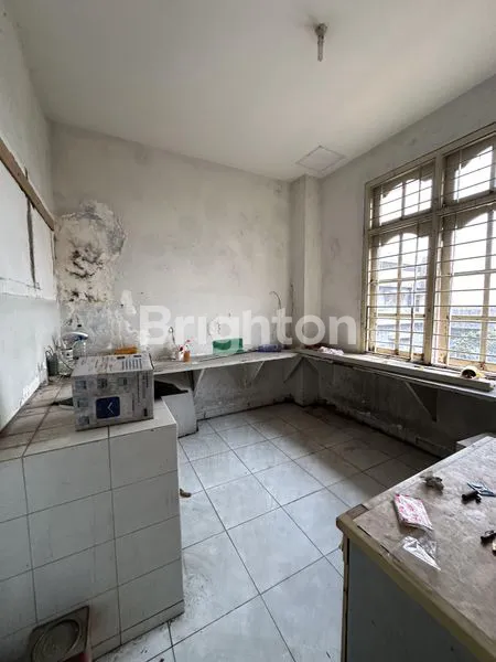 image RUKO DI SOLO SURAKARTA JALAN RAYA UTAMA YOS SUDARSO (6)