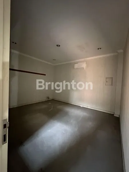 image RUKO DI SOLO SURAKARTA JALAN RAYA UTAMA YOS SUDARSO (7)