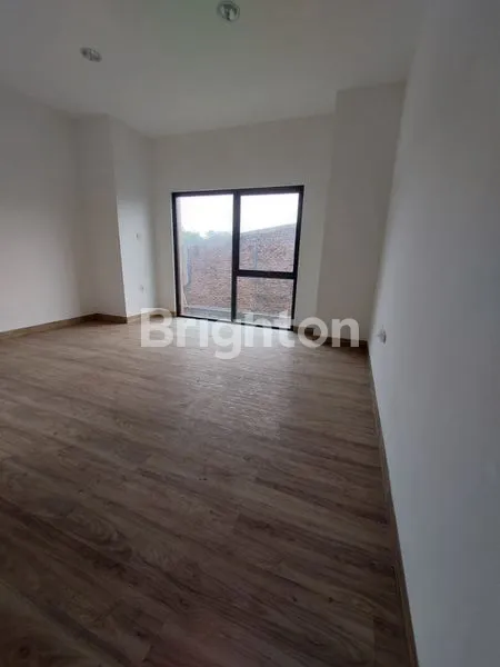 image RUMAH BARU MINI CLUSTER 2 LANTAI SUNRISE GARDEN (8)